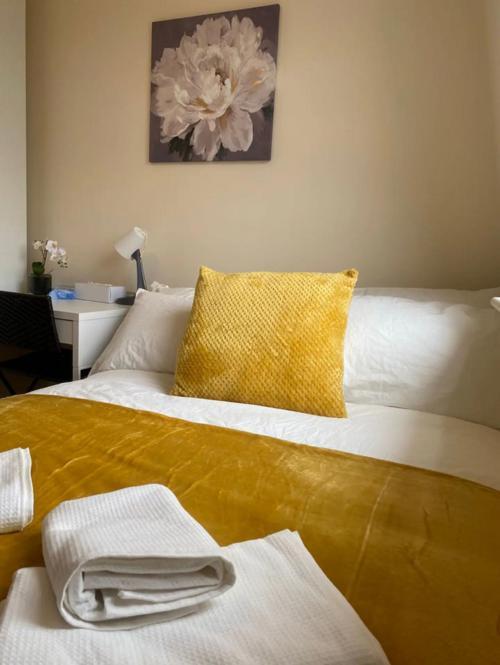 Cosy Private Rooms In Euston Square, Central Лондон Екстер'єр фото