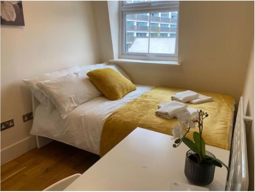 Cosy Private Rooms In Euston Square, Central Лондон Екстер'єр фото